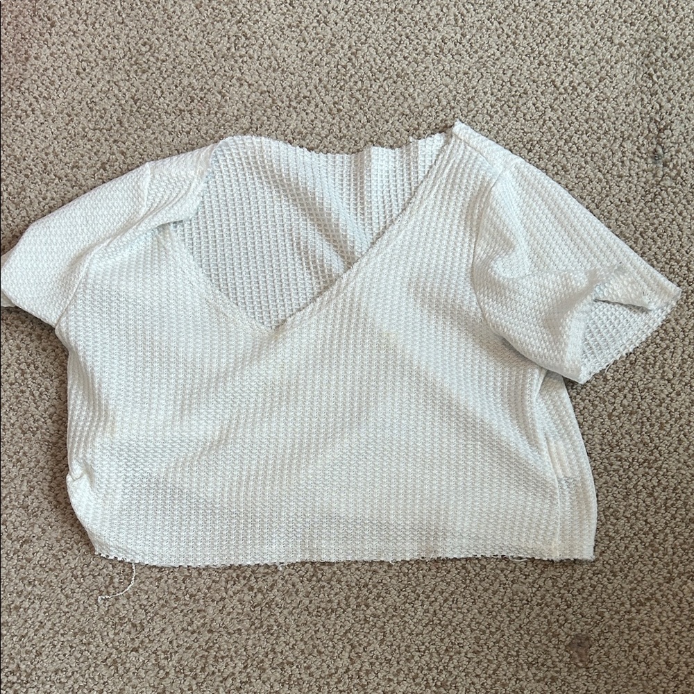 Textured V-Neck Cropped Top in Off-White